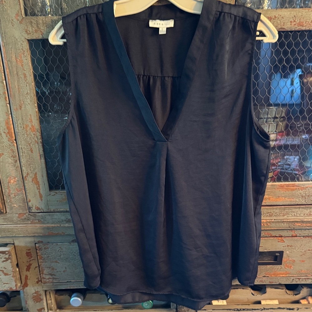 Elegant Navy V-Neck Blouse